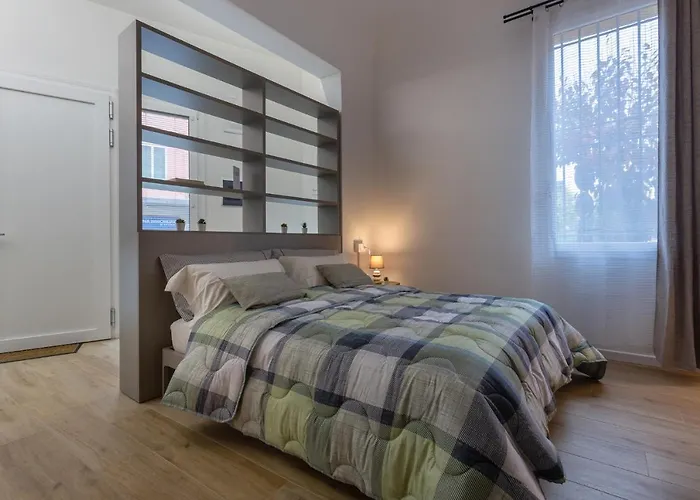 Guesthost - Casa Melo Mini House 볼로냐